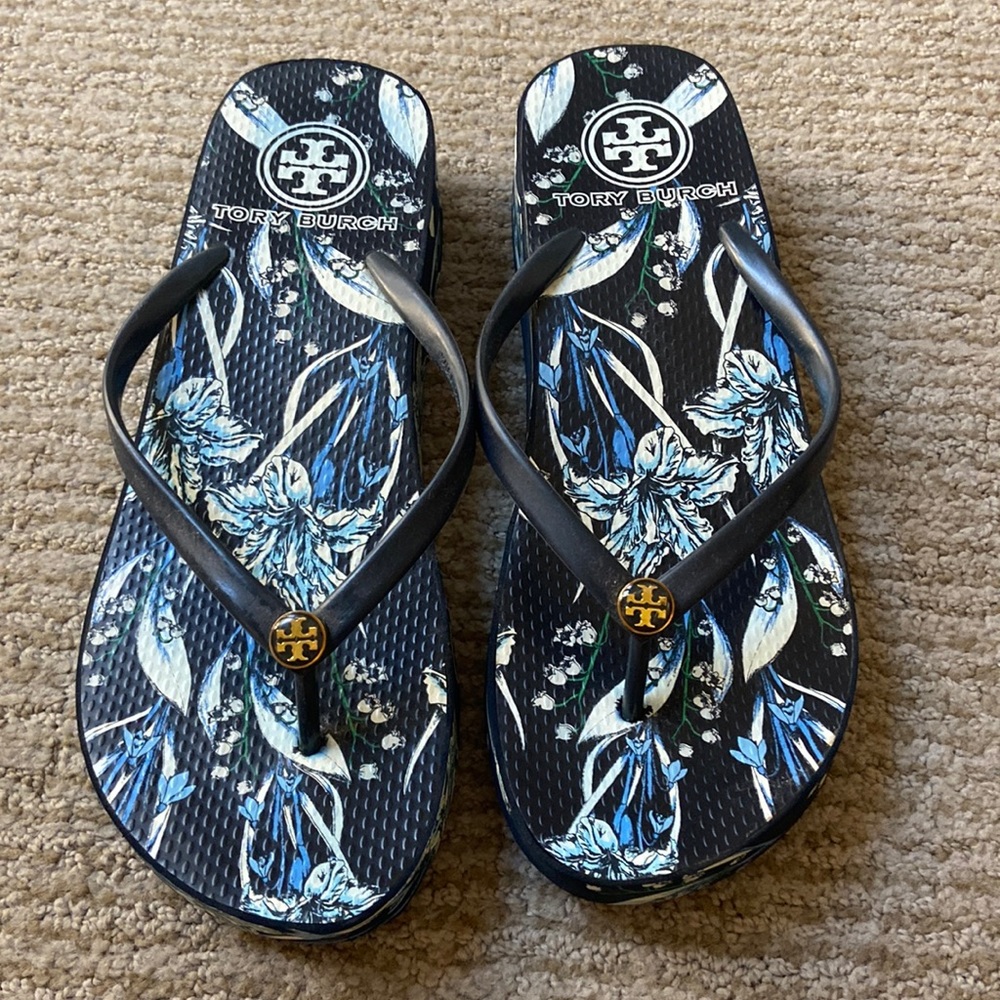 Tory Burch wedge flip flop